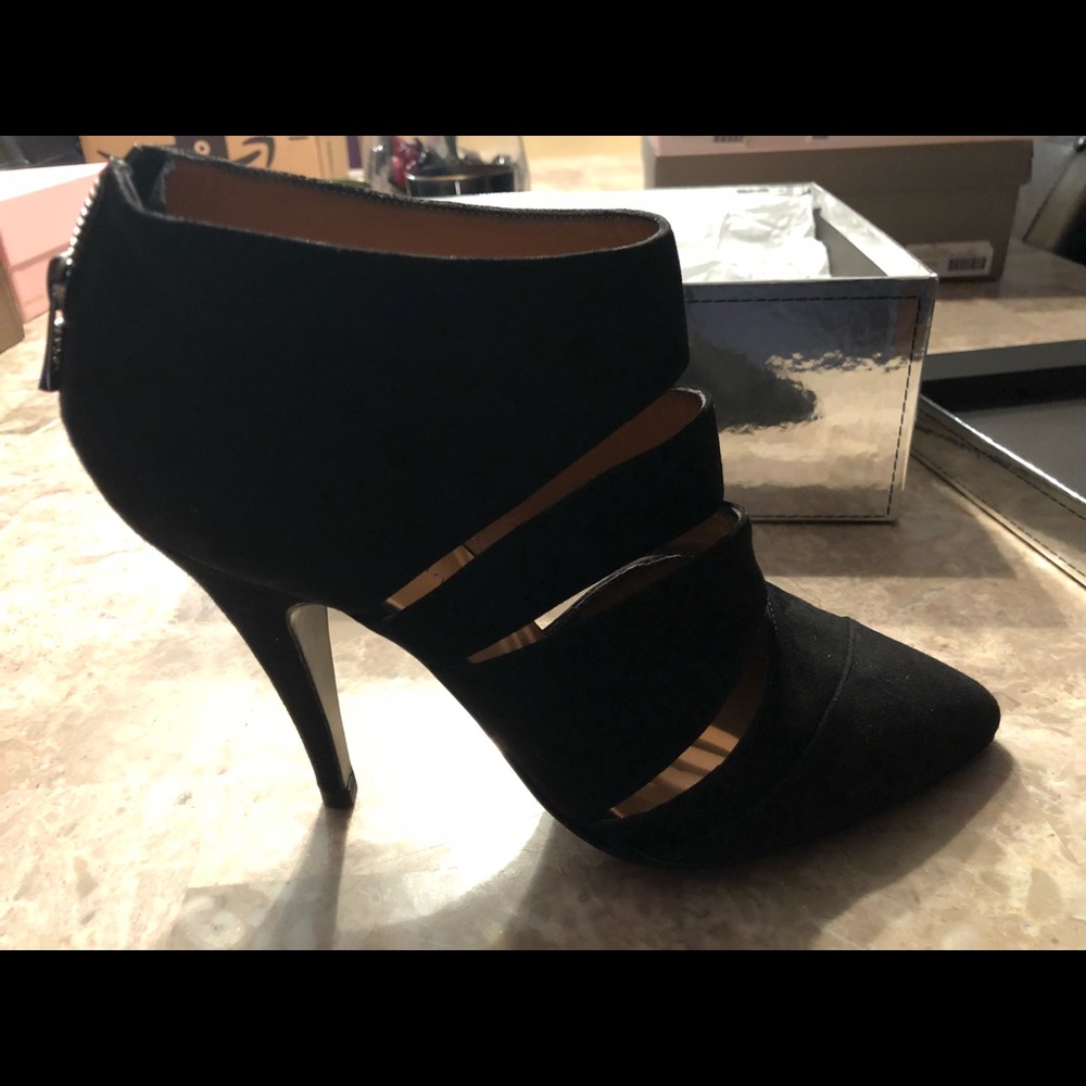 Sigerson Morrison suede shoes